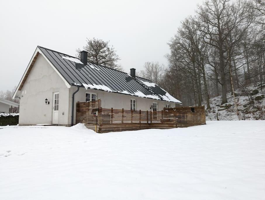 Beautiful And Cosy House Near The Lake Olofstrom Bagian luar foto