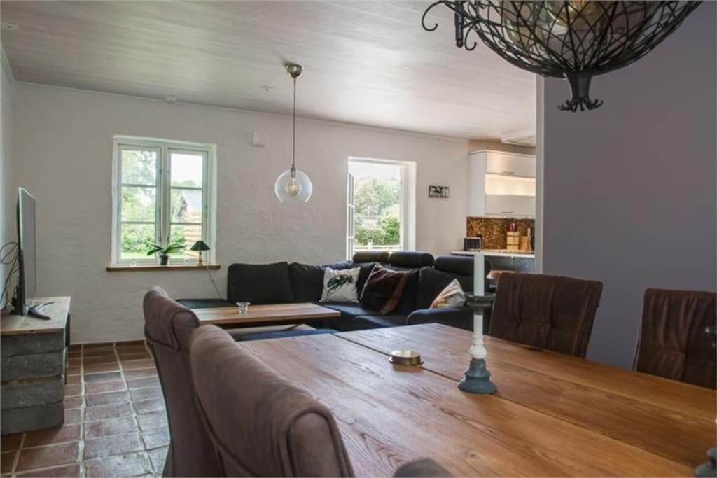 Beautiful And Cosy House Near The Lake Olofstrom Bagian luar foto